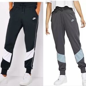 3. BUNDLE OF 2 NIKE HERITAGE TRACK PANTS